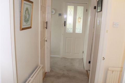 53 Middlebrook Way, Bradford, BD8 0EW