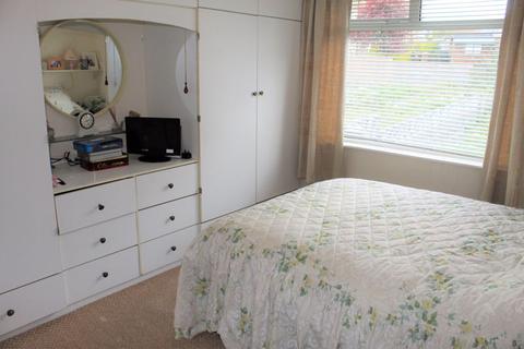 53 Middlebrook Way, Bradford, BD8 0EW