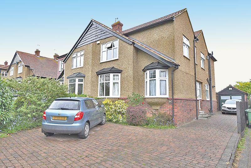 Grace Avenue, Allington ME16 5 bed semidetached house £550,000