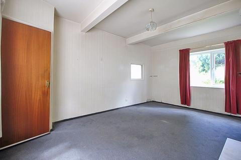 29 Green Lanes, Bilston, WV14 6BY