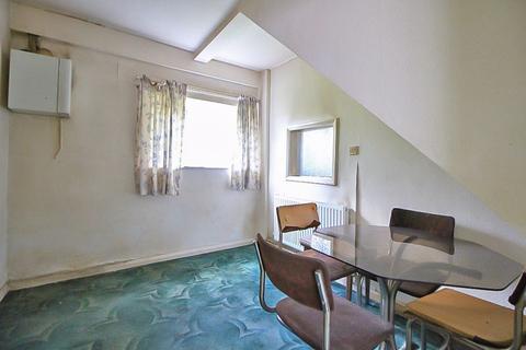 29 Green Lanes, Bilston, WV14 6BY