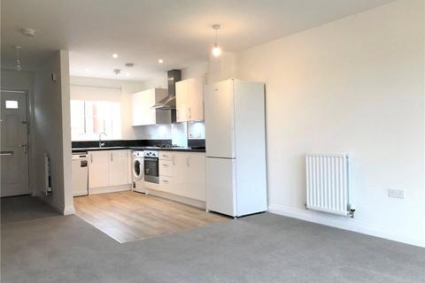 2 bedroom end of terrace house to rent, Rome Avenue, Aylesbury, HP21