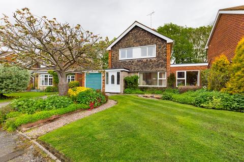 15 Beech Crescent, Poynton, Stockport, SK12 1AW
