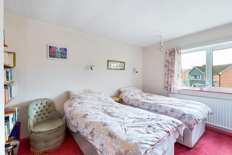 15 Beech Crescent, Poynton, Stockport, SK12 1AW