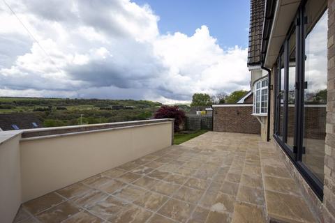 7 Daleside, Greetland, Halifax, HX4 8QD