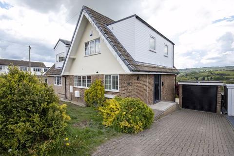 7 Daleside, Greetland, Halifax, HX4 8QD