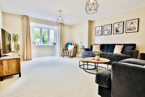 Evergreen Cherry Orchard Road, Lower Moor, Pershore, WR10 2PN