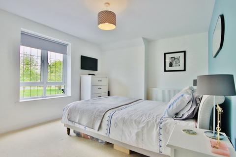 Evergreen Cherry Orchard Road, Lower Moor, Pershore, WR10 2PN