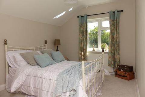 94 Slade Road, Sutton Coldfield, B75 5PF