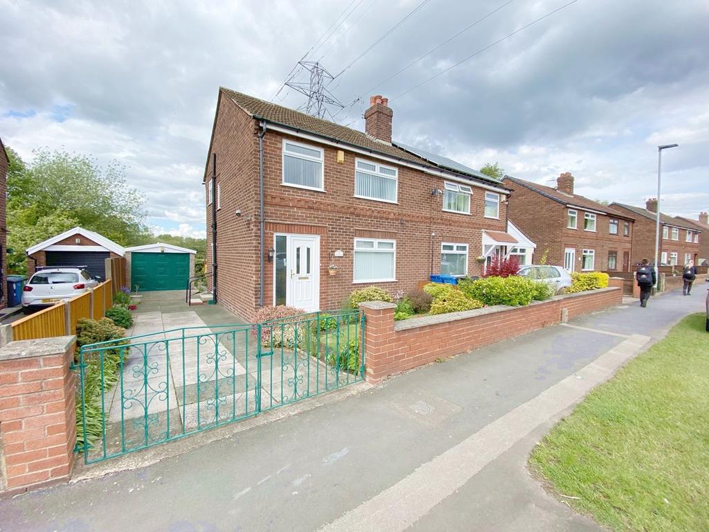 Hillock Lane, Woolston, Warrington, WA1 3 bed semidetached house £