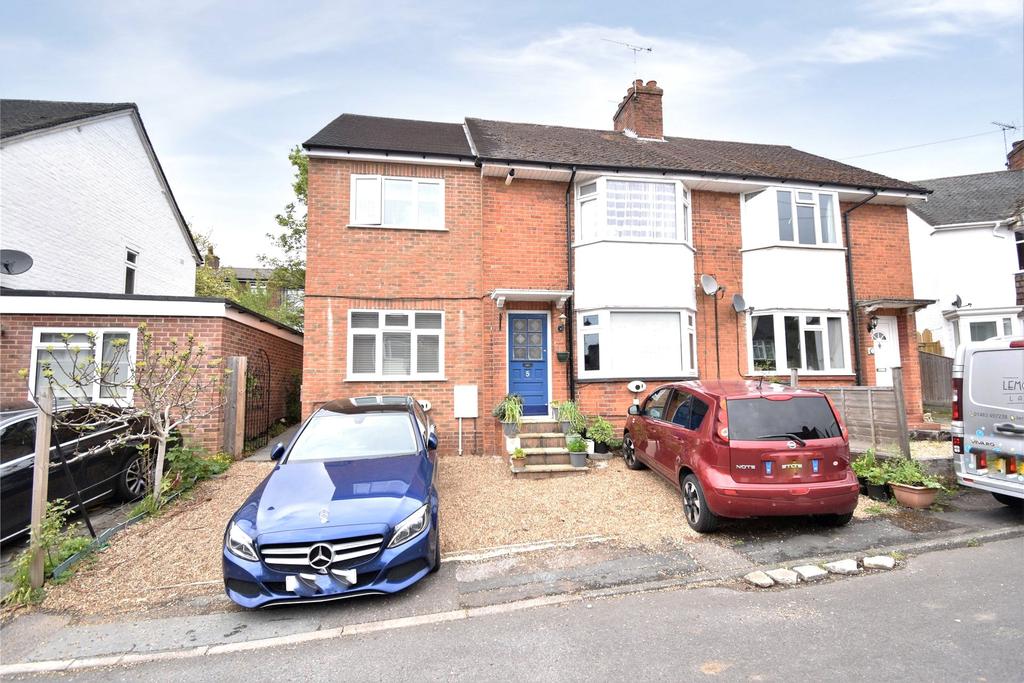 Harcourt Road, Camberley, Surrey, GU15 2 bed £230,000