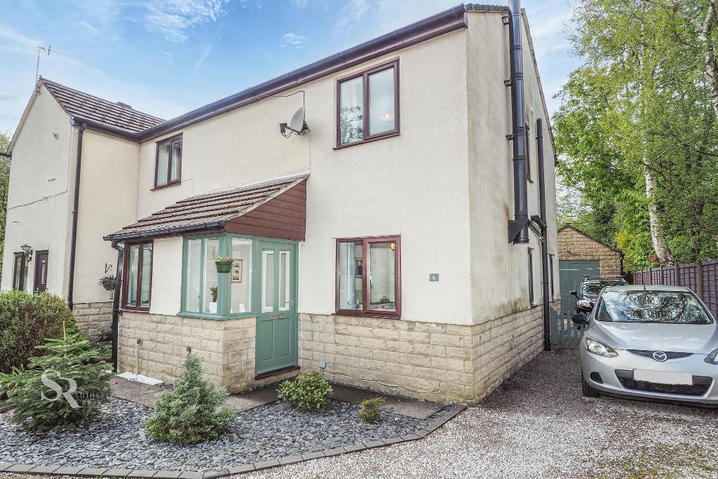 Hunters Green Close, Chinley, High Peak, SK23 6DF 3 bed end of terrace