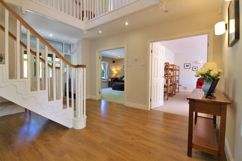 Dawstone Road, Heswall 4 bed detached house £950,000