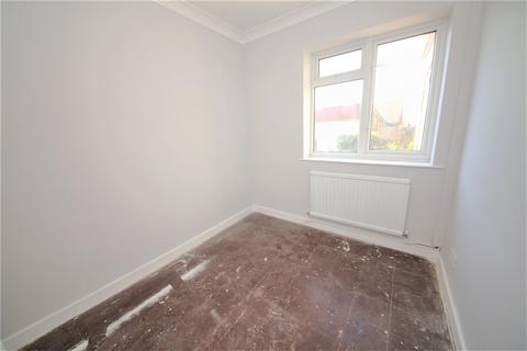4 Bishops Road, Stanford-le-hope, SS17 7HB