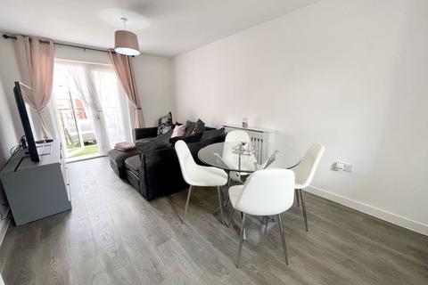 73 Bagshawe Way, Dunstable, LU5 4FJ