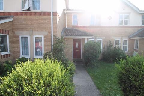 3 bedroom semi-detached house to rent, Holly Cottage Mews, Uxbridge, UB8