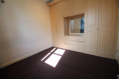 3 bedroom semi-detached house to rent, Holly Cottage Mews, Uxbridge, UB8