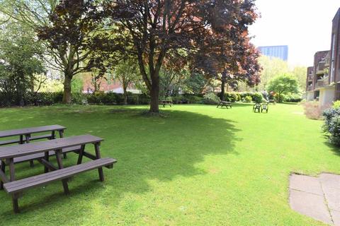 34 Bevill Square, Salford, M3 6BB