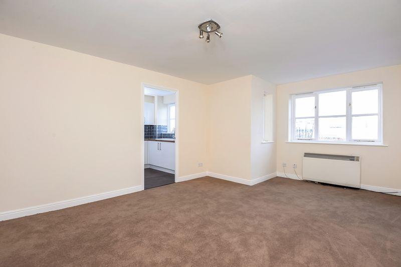 Wheat Sheaf Close, London E14 2 bed apartment - £1,900 pcm (£438 pw)