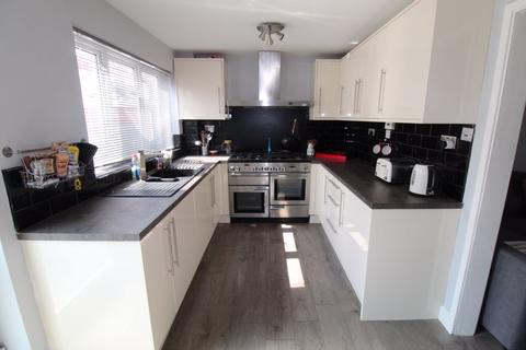 44 Cae Glas, Coedpoeth, Wrexham, LL11 3PQ
