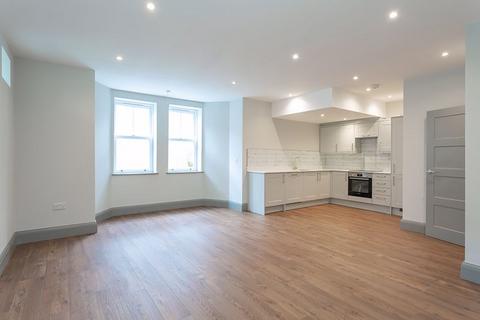 2 bedroom apartment to rent, 5 Mayford Road, London SW12 8RZ