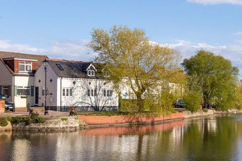 2 bedroom semi-detached house for sale, School Lane, Emsworth