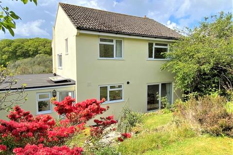 46 Tower Park, Fowey, PL23 1JD