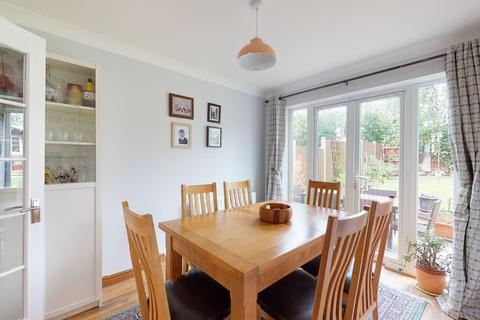 3 Cornelis Drive, Minster, Ramsgate, CT12 4DZ