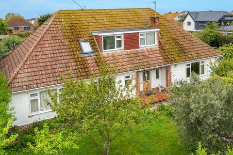 5 bedroom detached house for sale - Fitzroy Avenue, Broadstairs
