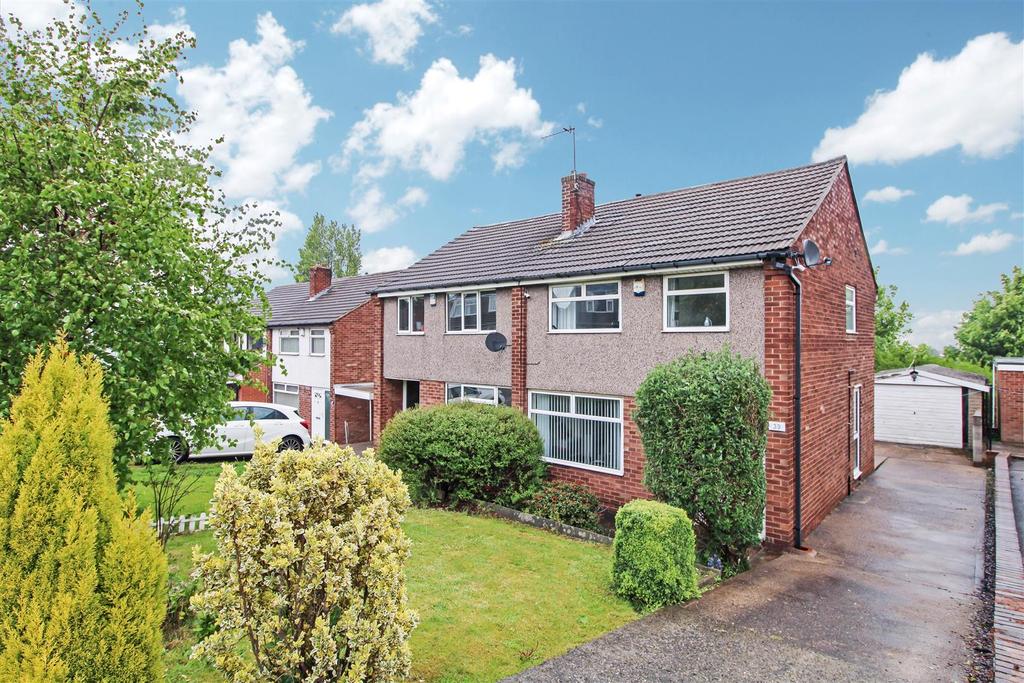 Hall Road, Rotherham 3 bed semidetached house £160,000