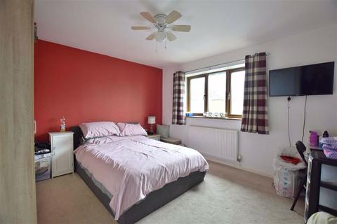 239 Seymour Road, Gloucester, GL1 5HR