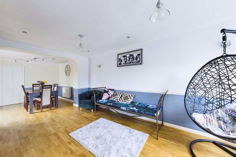 174 Coney Hill Road, Gloucester, GL4 4QG