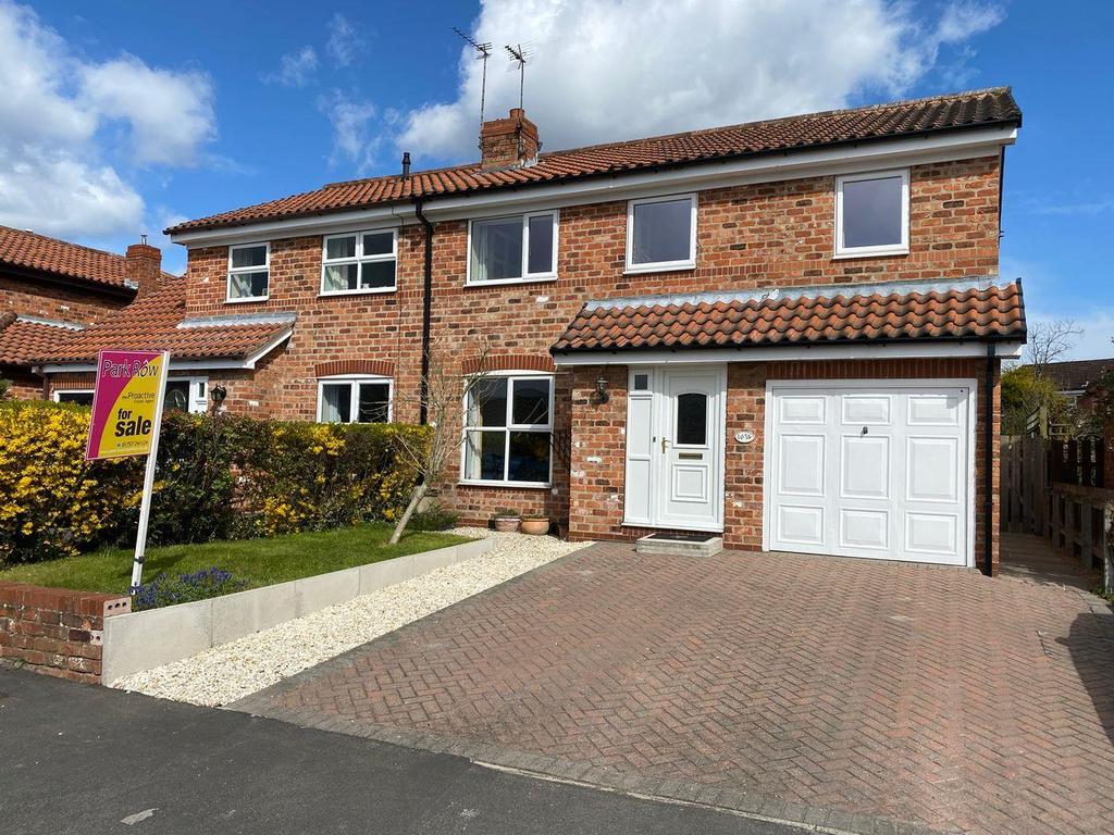 Cawood Road, Wistow, Selby 4 bed semidetached house £240,000