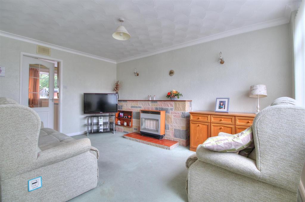 Rectory Road, Markfield 2 bed terraced house £160,000