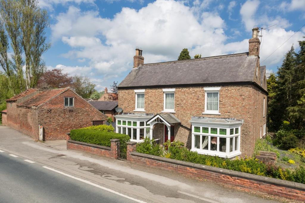 Hull Road, Wilberfoss, York 4 bed detached house for sale £395,000