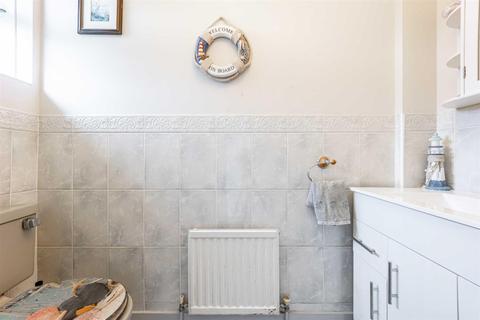 115 Coniston Road, Gunthorpe, Peterborough, PE4 7GU