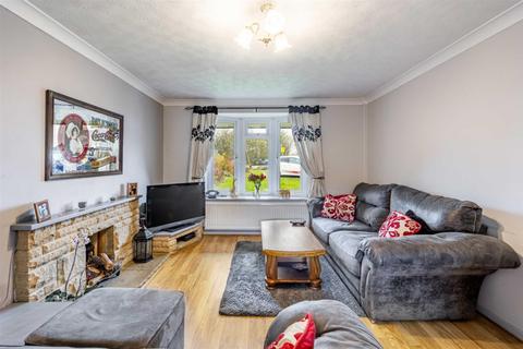 115 Coniston Road, Gunthorpe, Peterborough, PE4 7GU