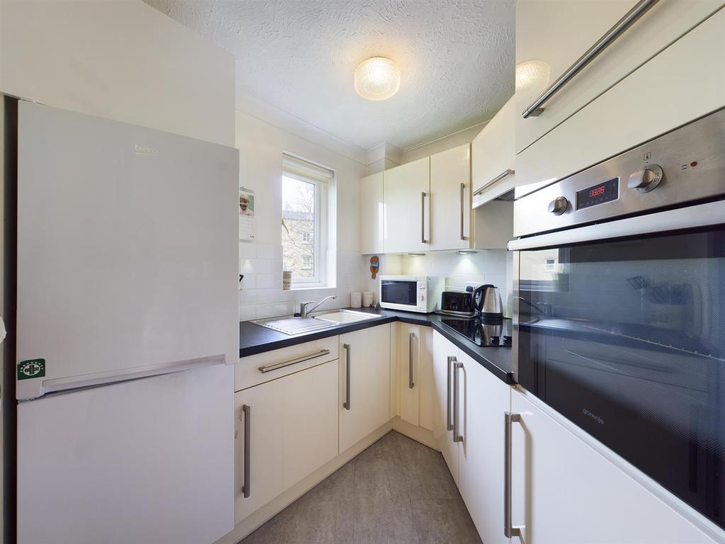 Town Centre Apartment At Spinners Court, Lancaster 2 bed apartment £115,000