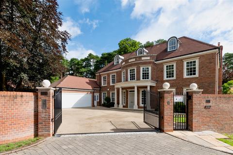 Wellington House Brockenhurst Road, Ascot, SL5 9HB