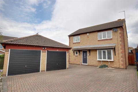 32 Augustus Drive, Brough, HU15 1DH