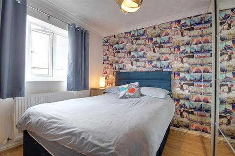 32 Augustus Drive, Brough, HU15 1DH