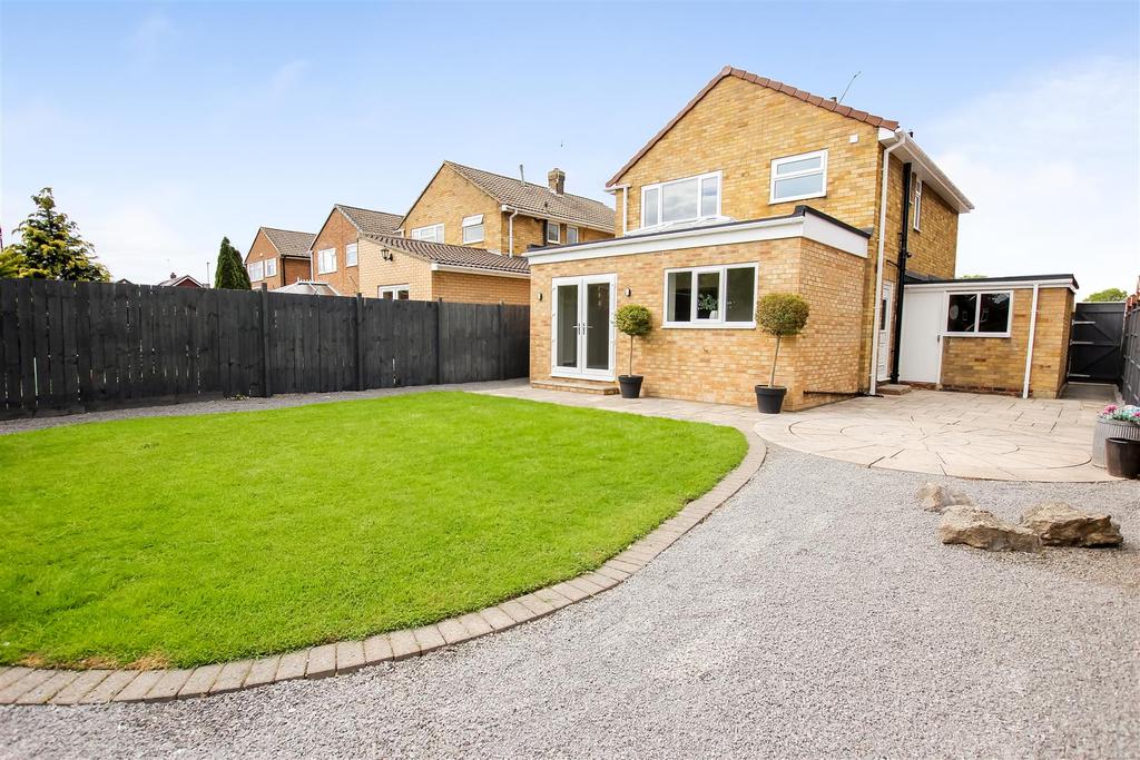 Fulthorpe Avenue, Darlington 3 bed detached house £280,000