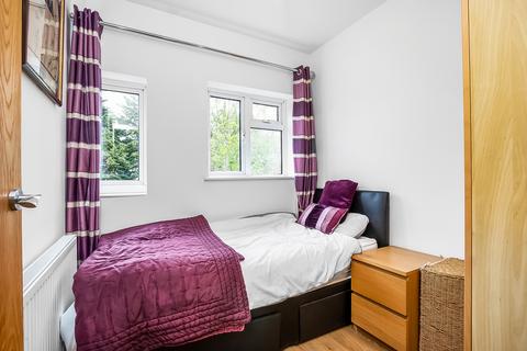 796 Sidcup Road, London, SE9 3NS