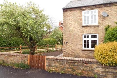 2 bedroom semi-detached house to rent, High Street, Martin, Lincoln, LN4