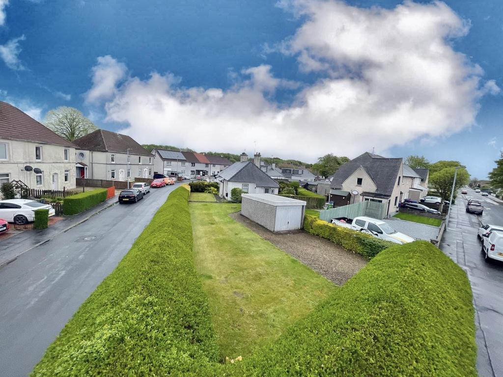 2 Eastern Crescent, Kilbirnie 2 bed semidetached bungalow £85,000