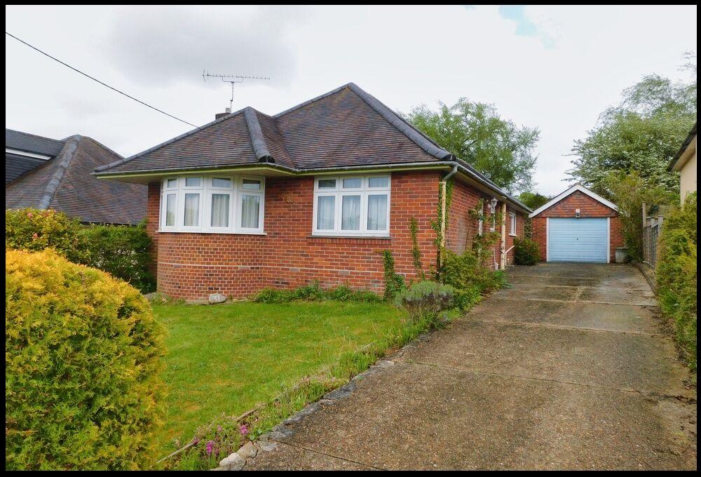 Ashdene Road, Ashurst, Southampton SO40 2 bed detached bungalow £400,000