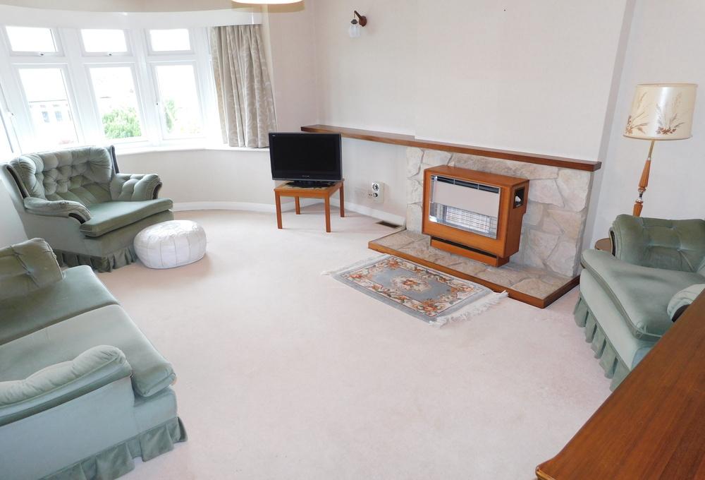 Ashdene Road, Ashurst, Southampton SO40 2 bed detached bungalow £400,000