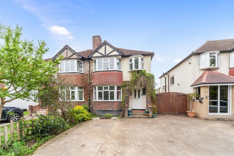 Worcester Park Road, Worcester Park... 3 bed semidetached house £600,000