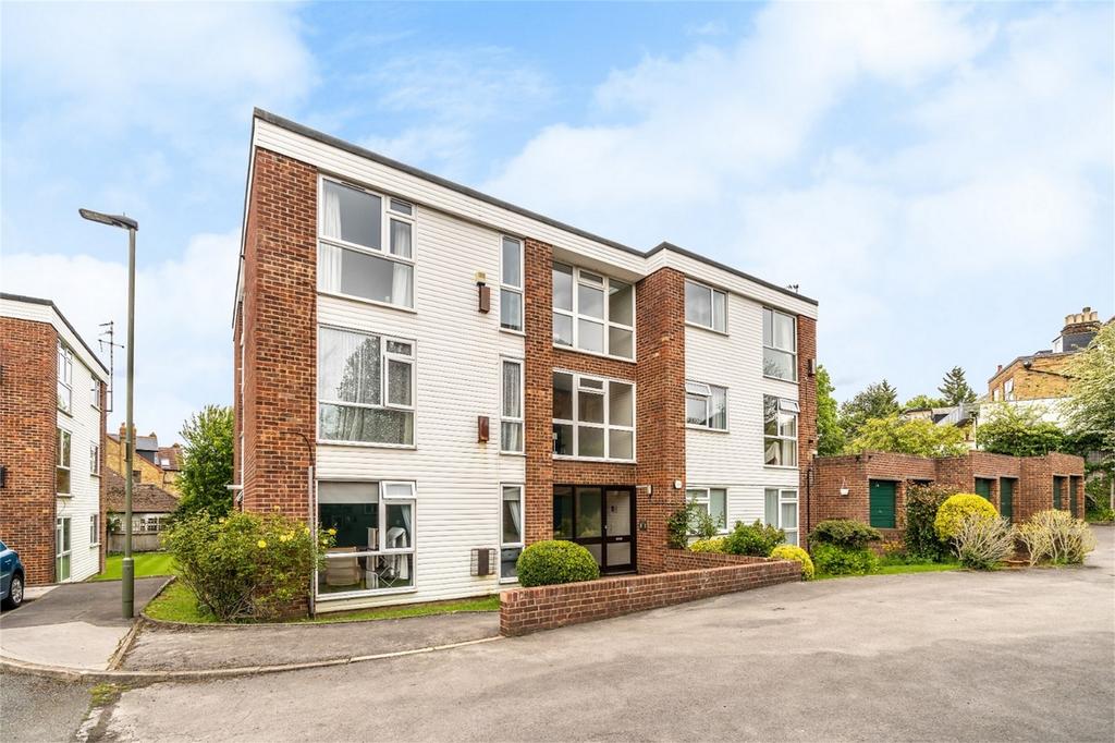 St Barnabas Close, Beckenham, Kent 1 bed flat £300,000