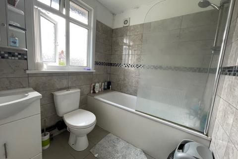 House share to rent, Upstell Avenue, Palmers Green